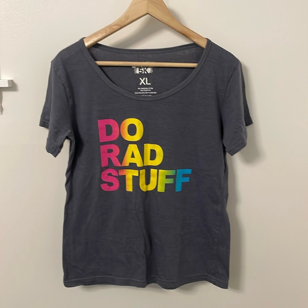 New w/o tags - Color Me Rad - Women’s Tshirt - Size XL